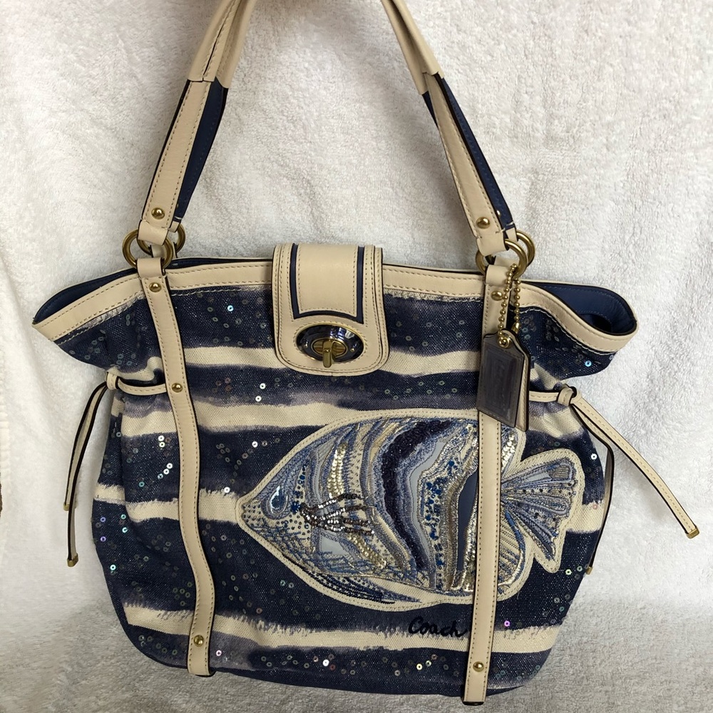 Coach Large Canvas Fish Shoulder Bag